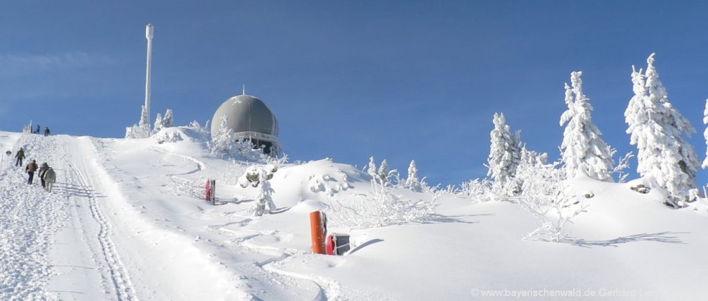 Winterurlaub Bayerischer Wald Skifahren im Skigebiet Arber